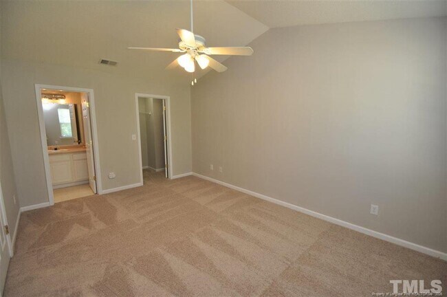 Building Photo - 5909 Rivercliff Ct