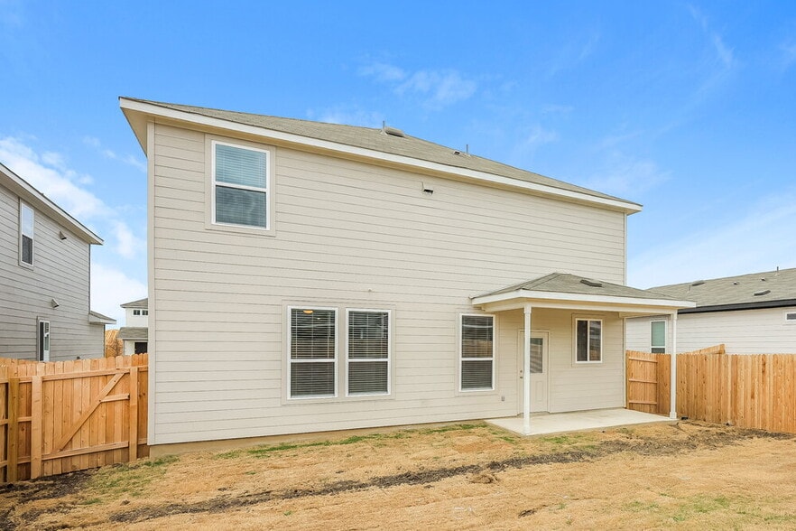 Building Photo - 1350 Vallarta Centro