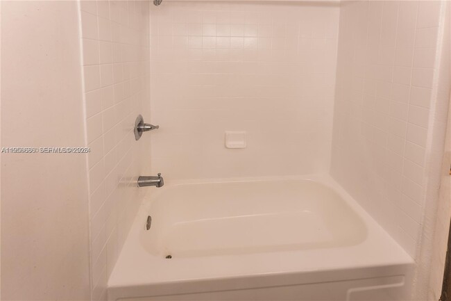 Building Photo - 16450 NW 2nd Ave