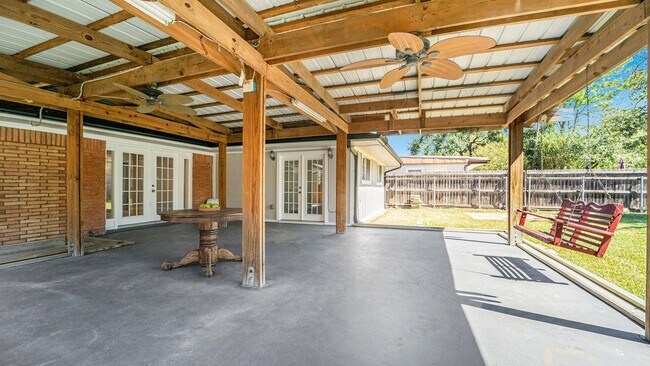 Building Photo - 4537 Sanford Rd