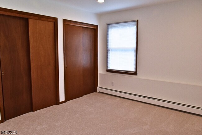 Building Photo - 28 Elmhurst St