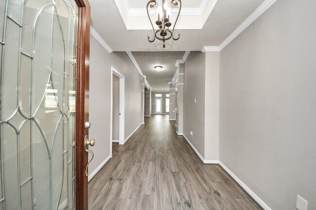 Building Photo - 2009 Amado Ln