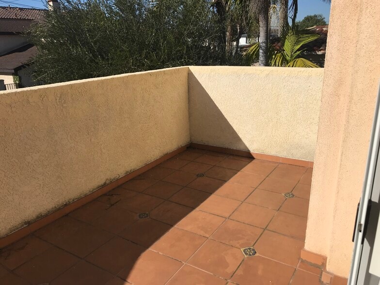 master bedroom front balcony - 1304 Mackay Ln
