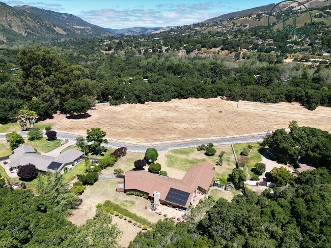 Building Photo - Ranch Style Carmel Valley Property in Desirable Robledo Neighborhood