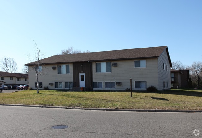 Primary Photo - Kaiser East Apartments