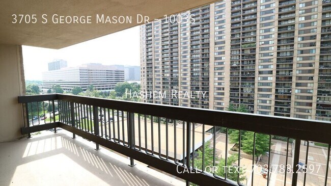 Building Photo - 3705 S George Mason Dr