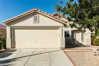Building Photo - 6039 Shadow Oak Dr
