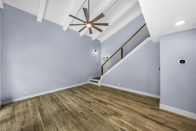 Building Photo - 1913 Lightsey Rd