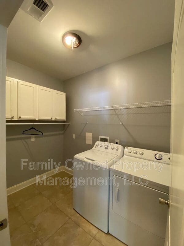 Building Photo - 202 Ibis Dr