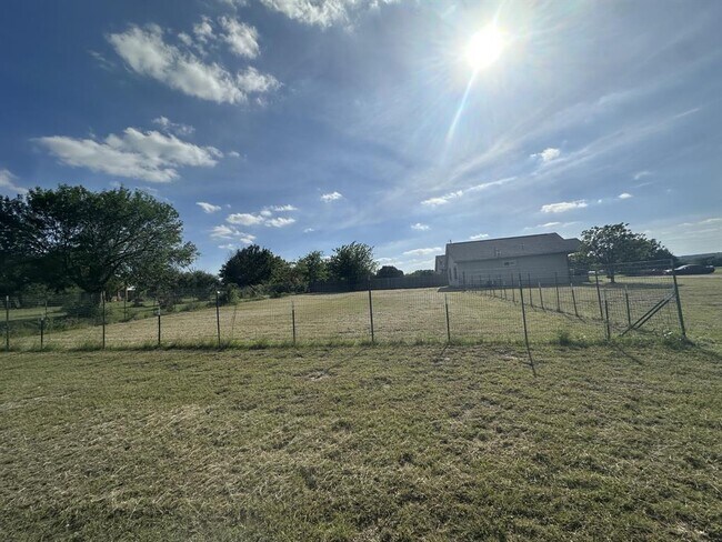 Building Photo - 1640 Co Rd 228