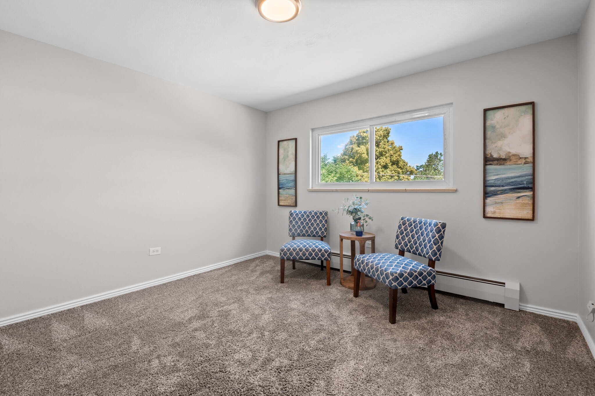 Building Photo - 12820 Willow Ln