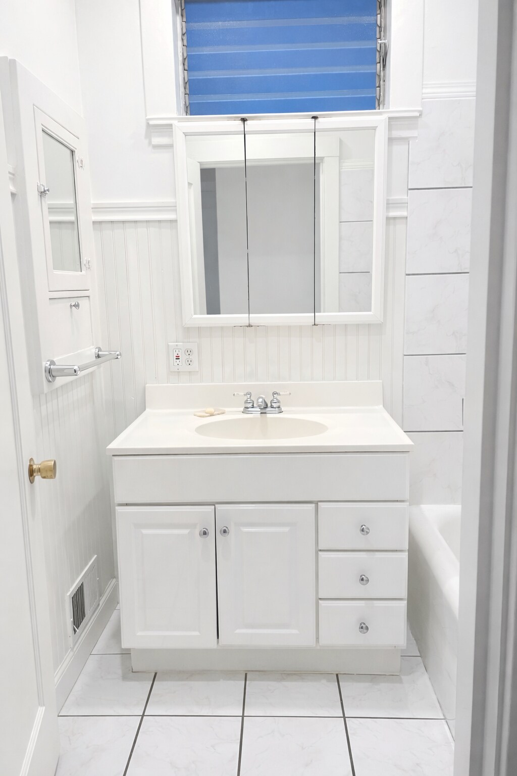 Building Photo - 244 30th St