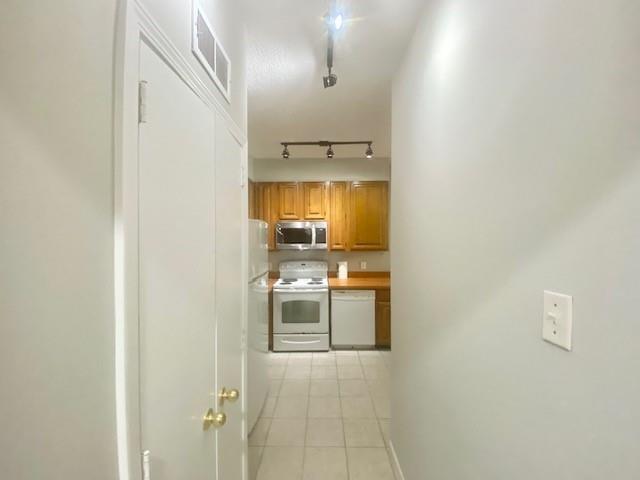 Building Photo - 2209 S Braeswood Blvd