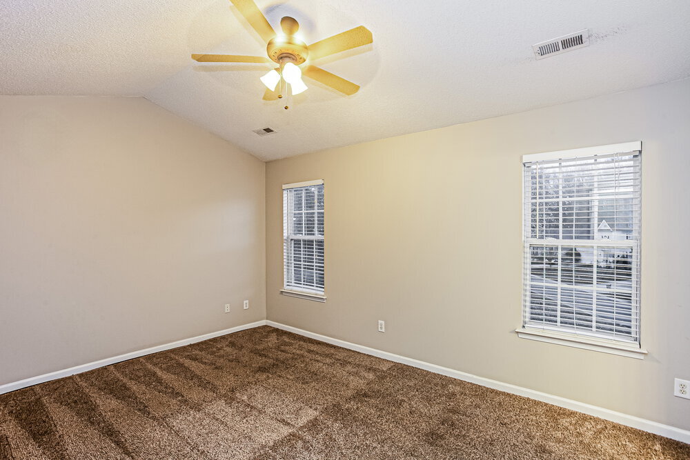 Building Photo - 9935 Sweet Plum Dr