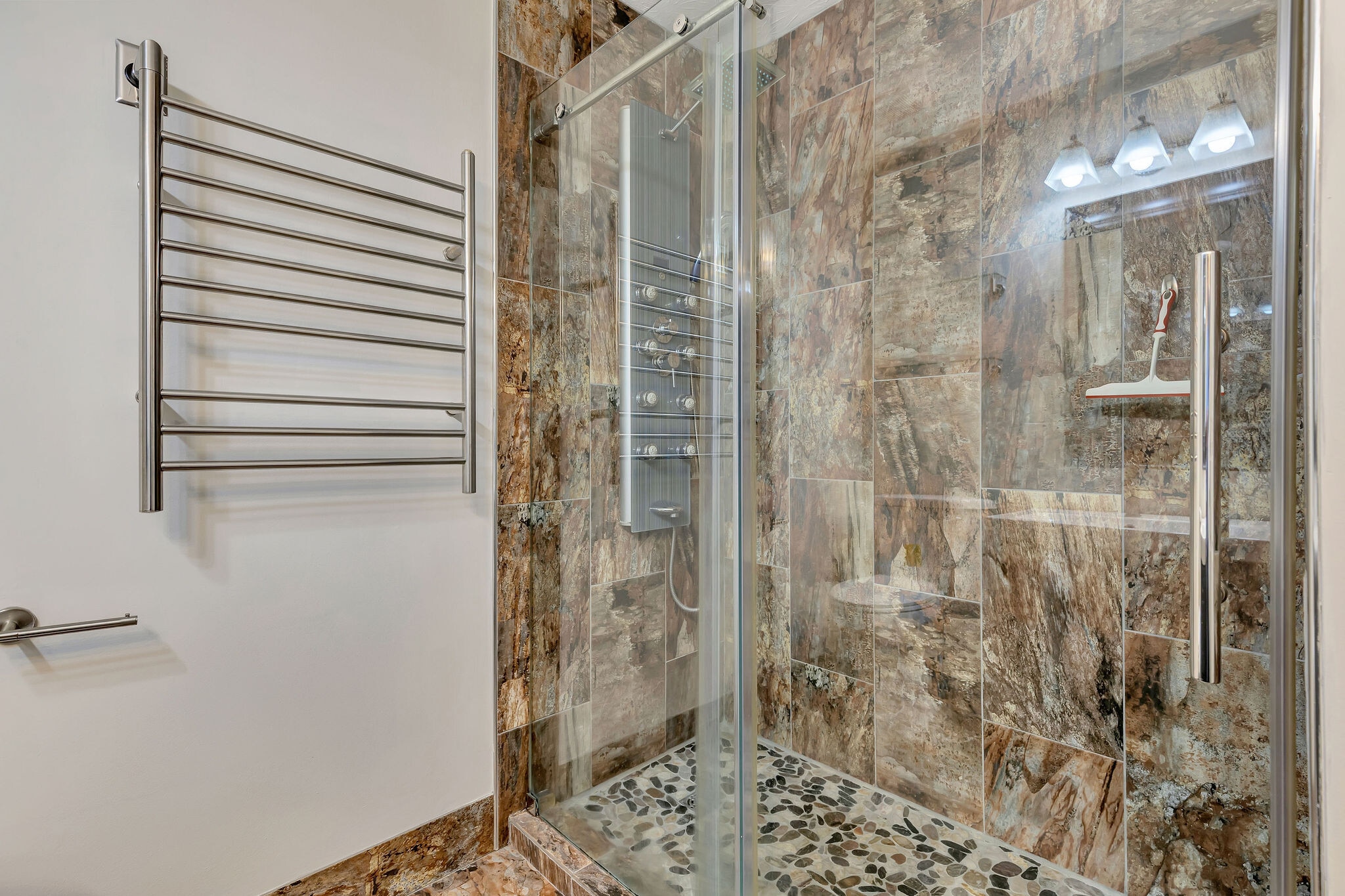 Building Photo - 76 Glenwood Ave