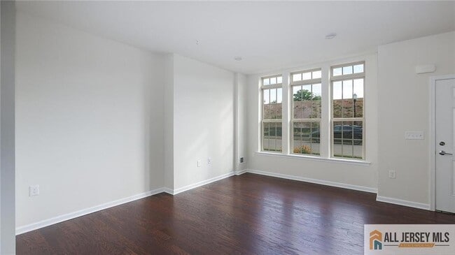 Building Photo - 95 Robeson St