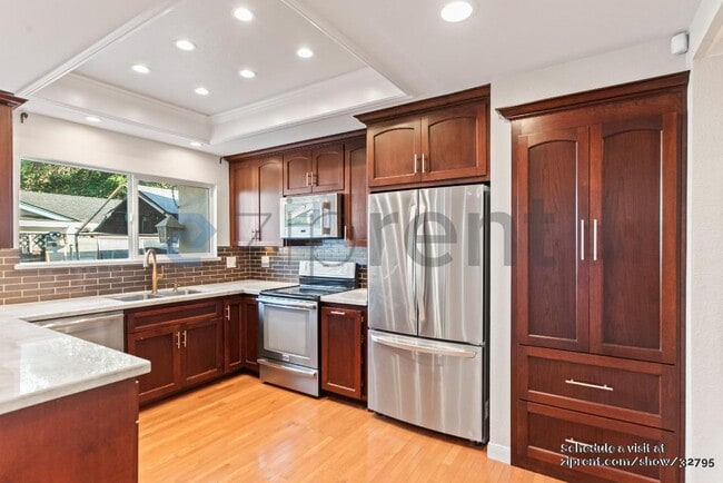 Building Photo - 34348 Atteridge Ct