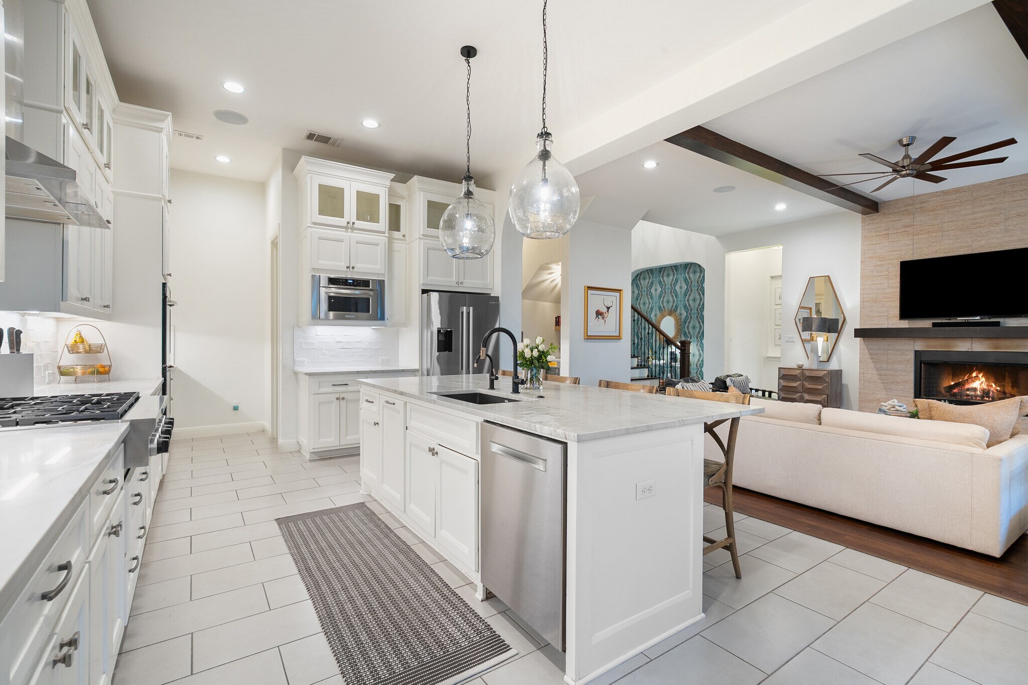 Building Photo - 4113 Sugarloaf Dr