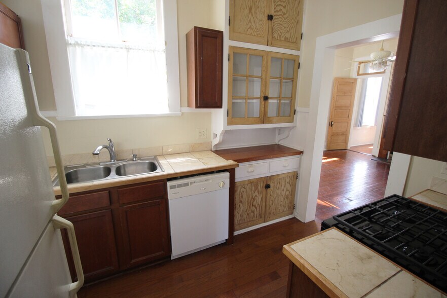 Building Photo - 7815 Birch St