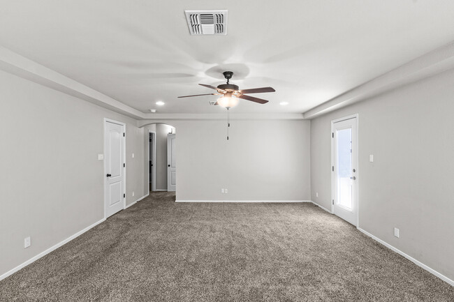 Building Photo - 12352 Stansbury Dr