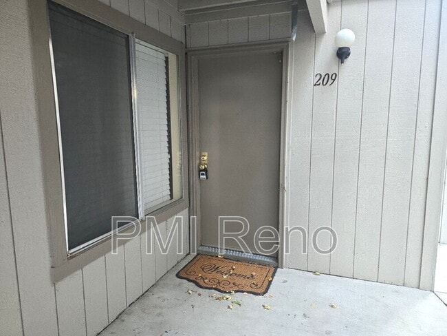 Building Photo - 3935 Clear Acre Ln