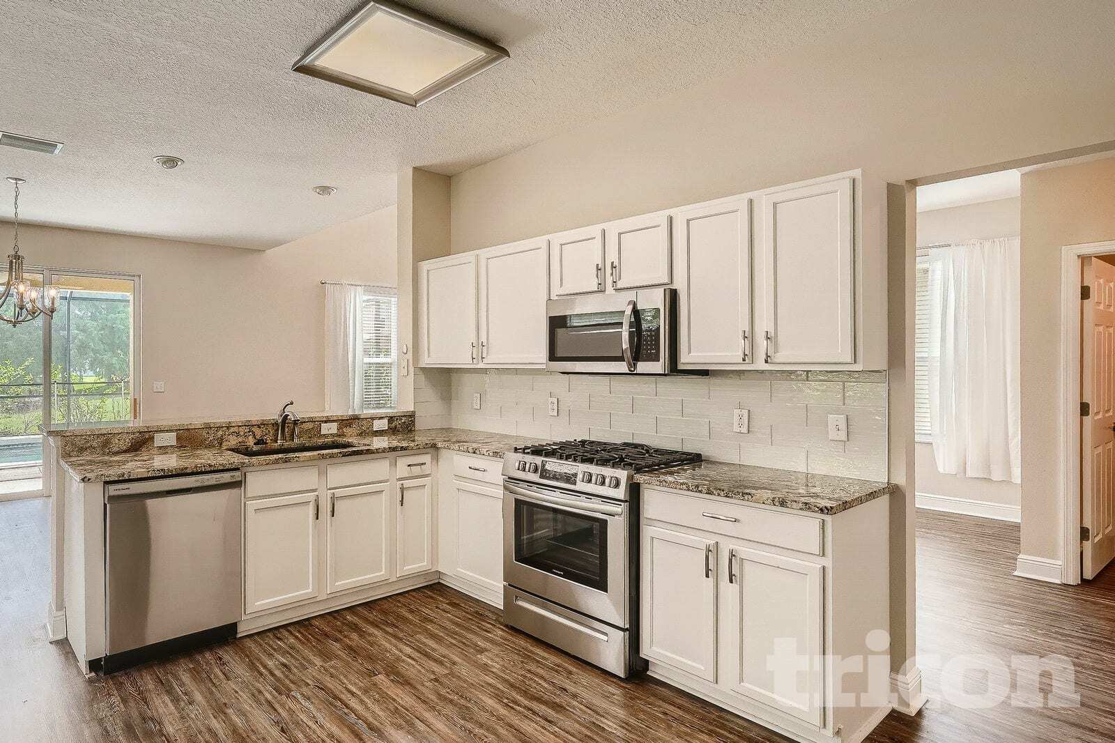 Building Photo - 6251 Blue Runner Ct