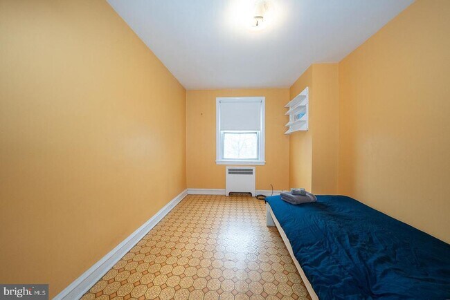 Building Photo - 232 Stoneway Ln