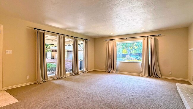 Building Photo - 3BD/2BA Willow Glen Single-Family Home with Spacious Layout