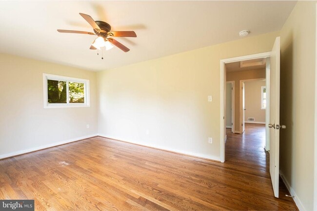 Building Photo - 7903 Esther Dr