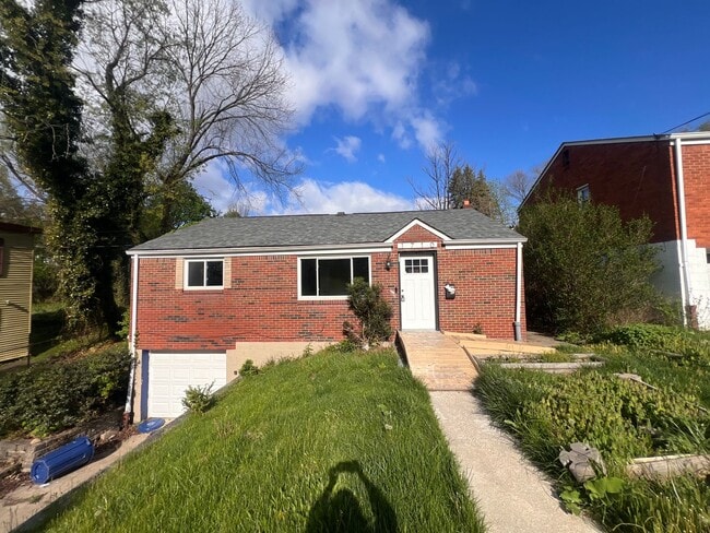 Building Photo - Comfortable 3-Bedroom Ranch with Yard, Garage & Bonus Basement Space