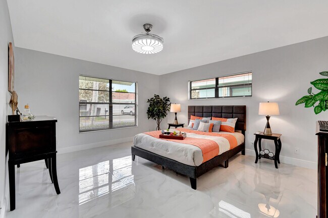 Building Photo - 9780 Parkinsonia Tree Trail