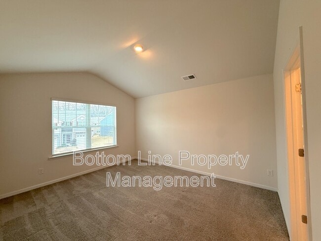 Building Photo - 8109 Murray Br Dr