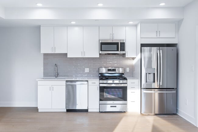 Modern Kitchens - 1109 Fern St NW