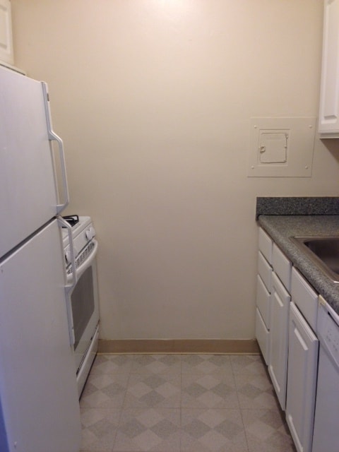 Building Photo - Primely Located Studio (Utilities Included!!) on the Eighth Floor of Letterman House Condominium