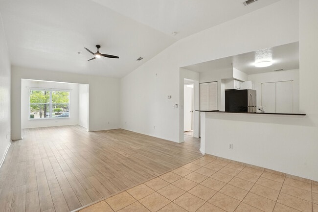Building Photo - 8255 Ibis Club Dr