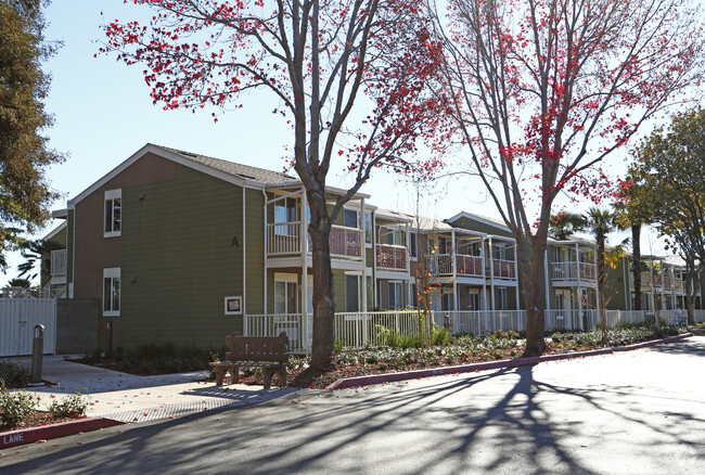 Building Photo - Fargo Senior Center Apartments