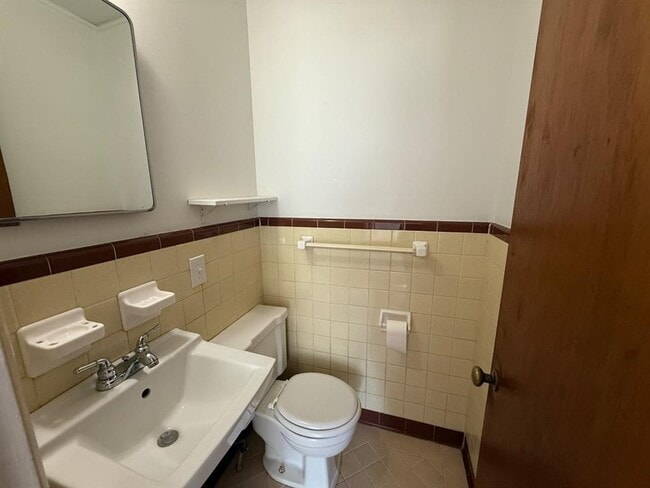 Building Photo - 3032 NW 67th St