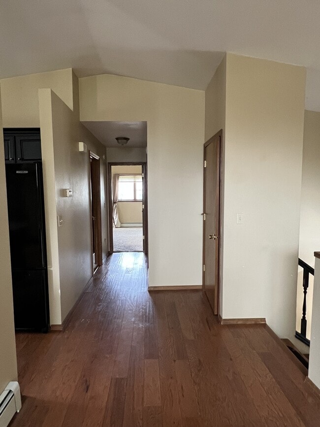 Building Photo - 4090 Bobcat Dr
