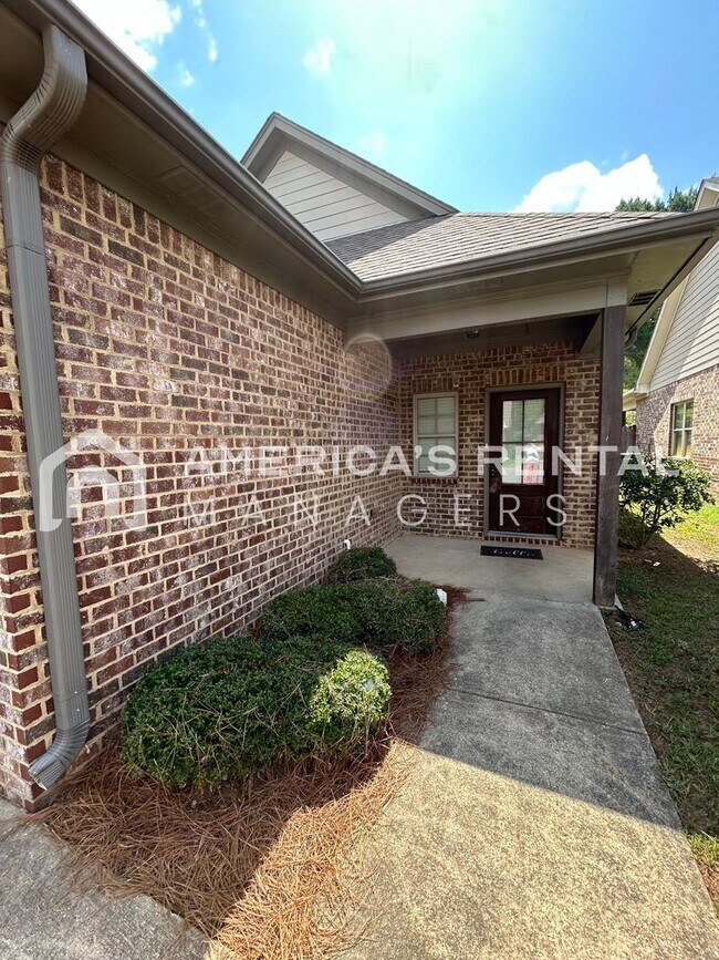 Building Photo - Home for Rent in Lake Cyrus! Available to View Now!!!