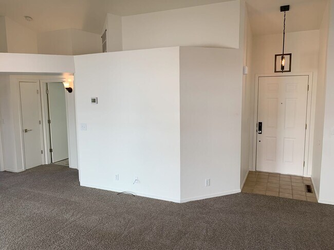 Building Photo - Welcome Home!