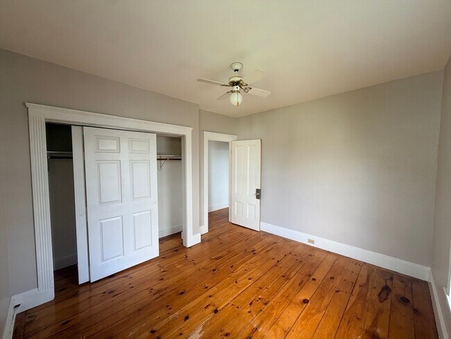 Building Photo - 54 Highland Ave