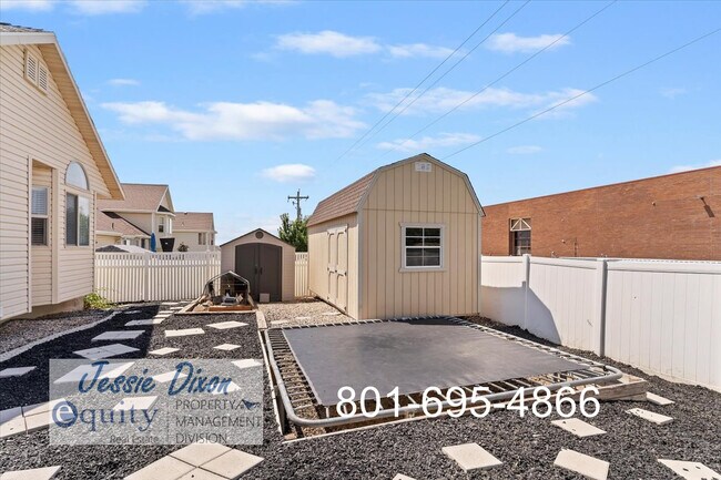 Building Photo - 2355 N 125 W
