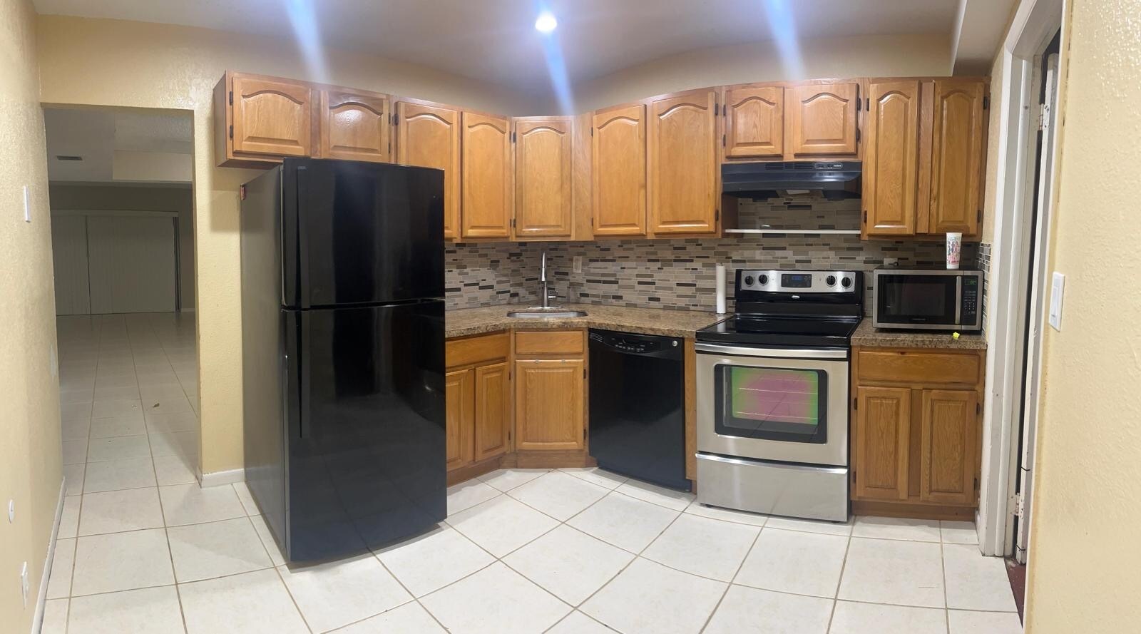 Building Photo - 5618 NW 16th St