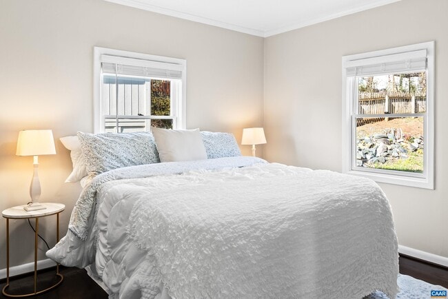 Building Photo - 1407 Vine St