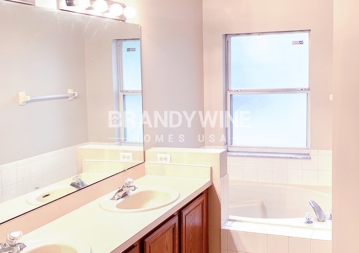 Building Photo - 6711 King Rail Ct