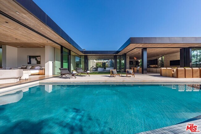 Building Photo - 1335 Carla Ln