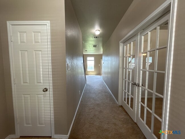 Building Photo - 3406 Cricklewood Drive