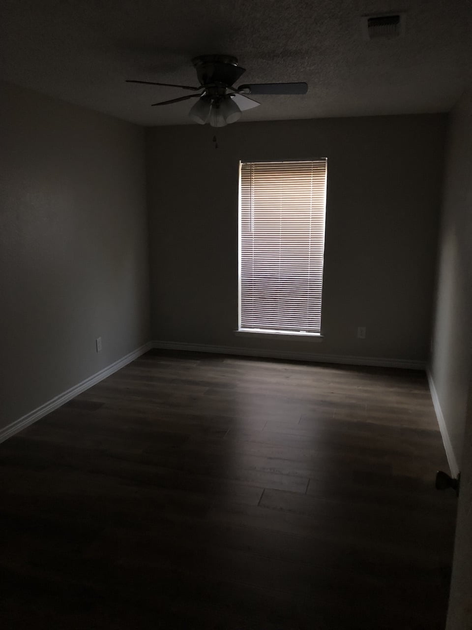 Building Photo - 2801 Woodmont tr