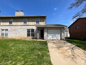 Building Photo - 704 Ganim Dr