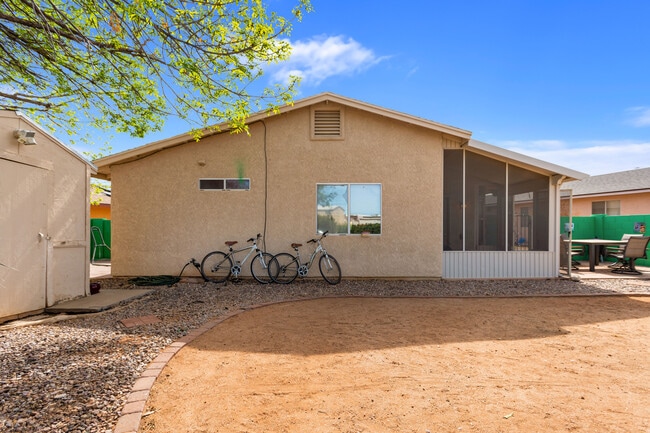 Building Photo - 4437 Territorial Loop